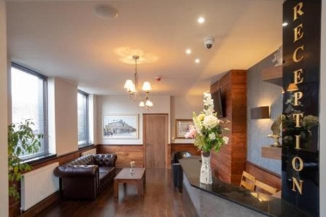 Hotel Eagle Luton Airport 3*